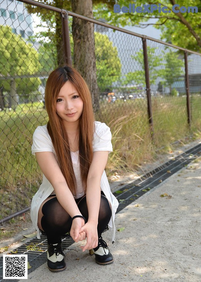 Mizuki Akiyoshi - Moms Handjob Gif No.7fccc1